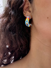Load image into Gallery viewer, Feather Peyote Stitch Hoop Earrings 2CM-6CM
