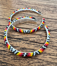 Load image into Gallery viewer, Peyote Stitch Hoop Earrings
